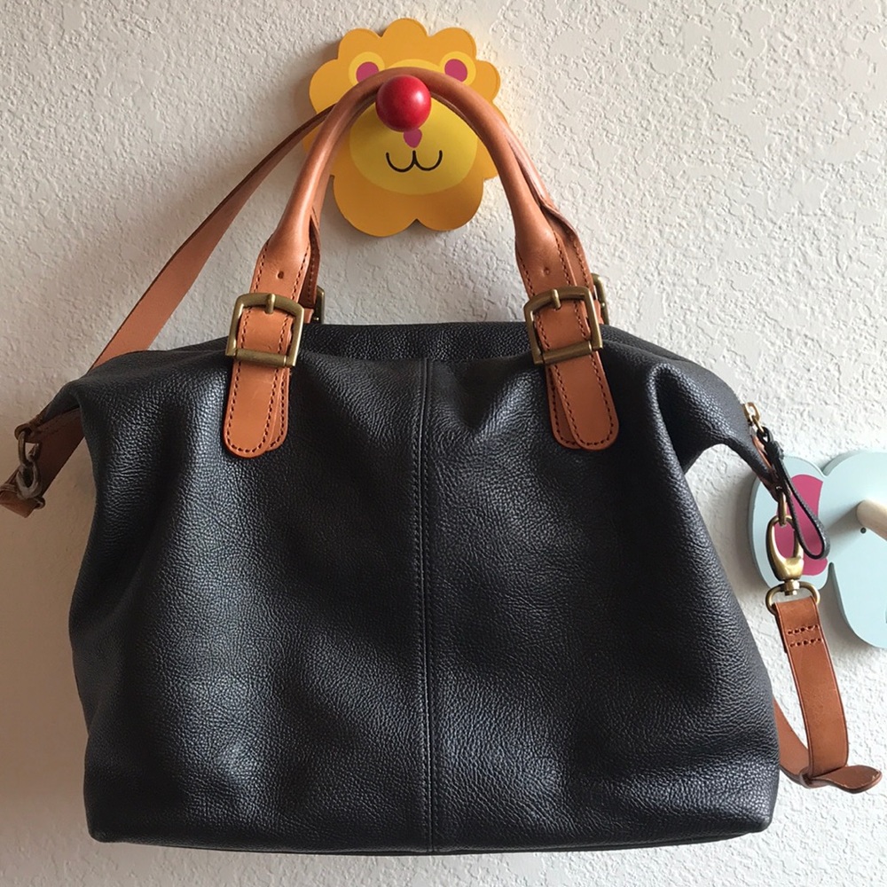 Mark&Graham Brooklyn Buckle Handbag